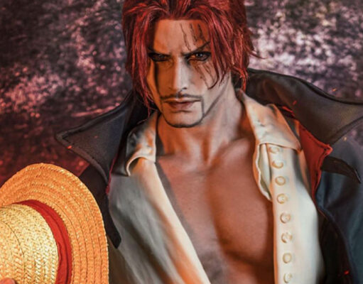 Piratenkaiser: Roter Shanks -Einzigartiges Cosplay von Taryn Cosplay